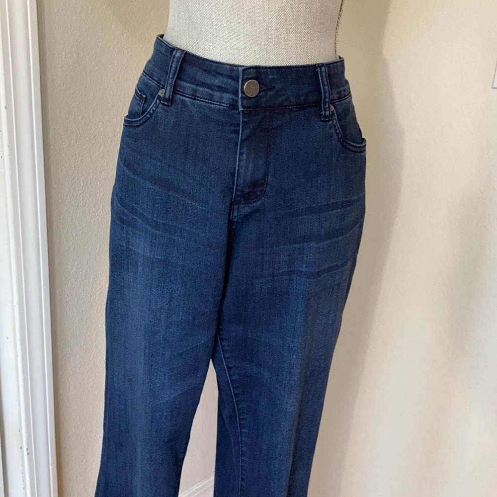 KUT from the Kloth Baby-boot Mid-rise Jeans Size 14W